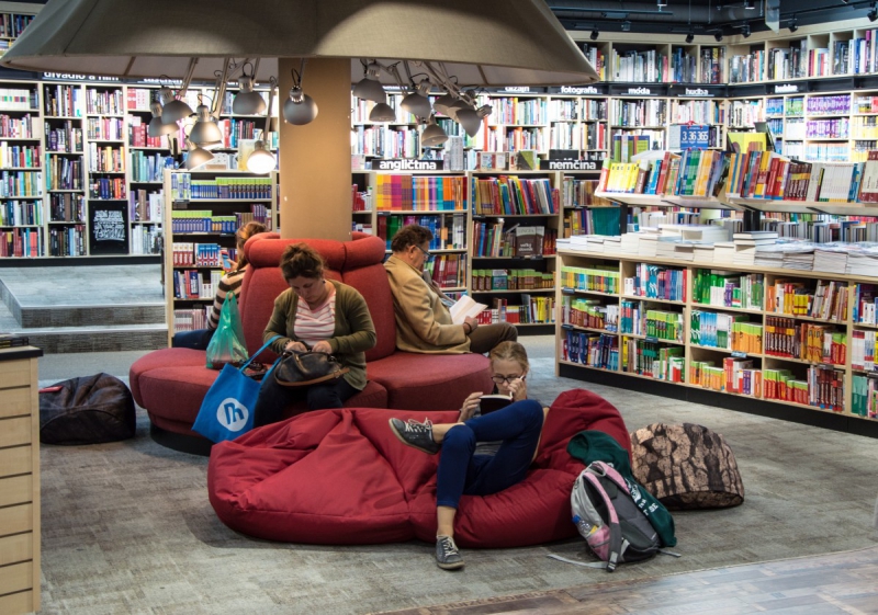 vente-LA GAUDE-min_books_bookstore_book_reader_readers_reading_shop_sale_books-849006